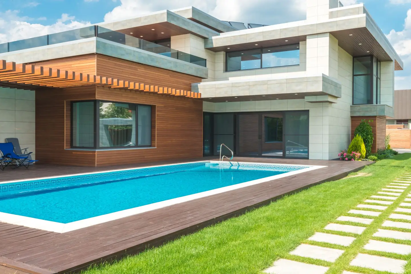 Swimming pool builders serving Berrigan, NSW